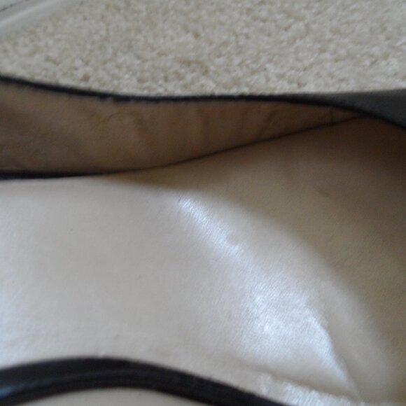 Nine West Black Leather Heels- Size 9M - Picture 11 of 16